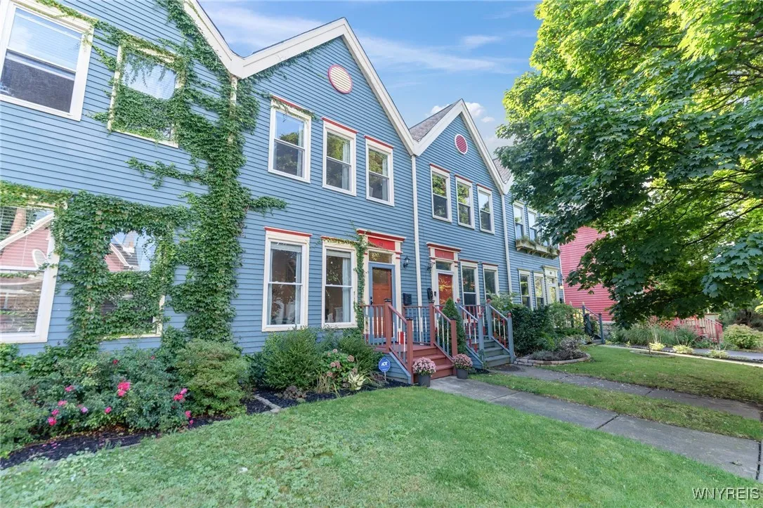 73 Mariner Street, Buffalo, New York 14201, Buffalo, New York 14201, 2 Bedrooms Bedrooms, 7 Rooms Rooms,1 BathroomBathrooms,Residential,Closed,73 Mariner Street, Buffalo, New York 14201,0,B1564500