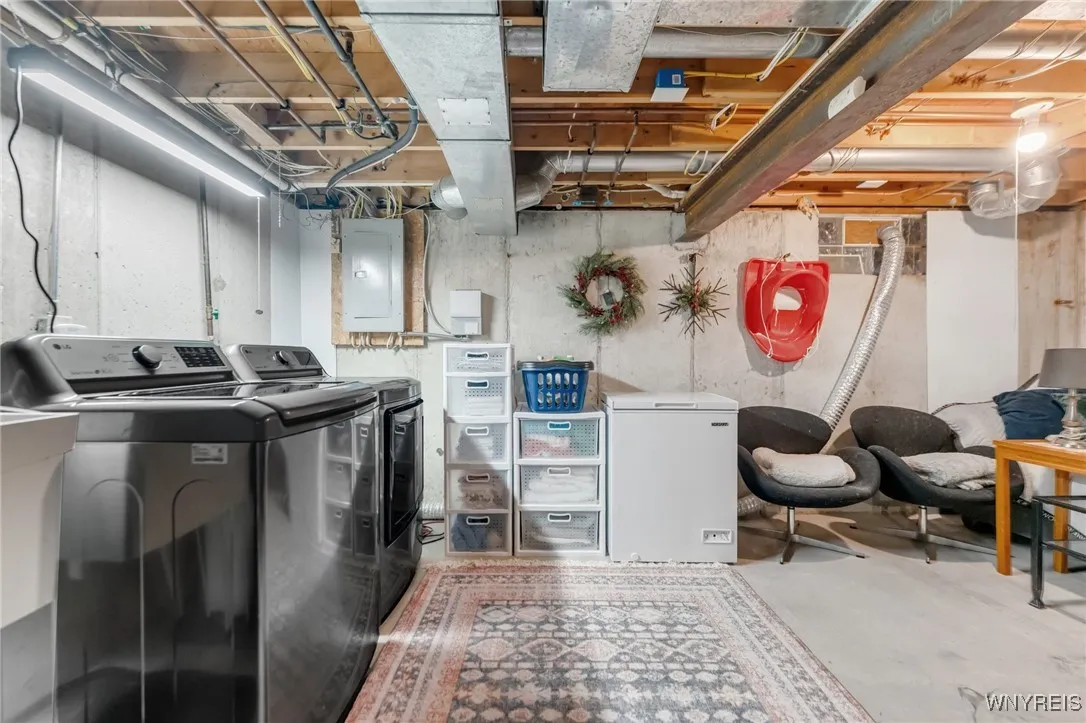 73 Mariner Street, Buffalo, New York 14201, Buffalo, New York 14201, 2 Bedrooms Bedrooms, 7 Rooms Rooms,1 BathroomBathrooms,Residential,Closed,73 Mariner Street, Buffalo, New York 14201,0,B1564500