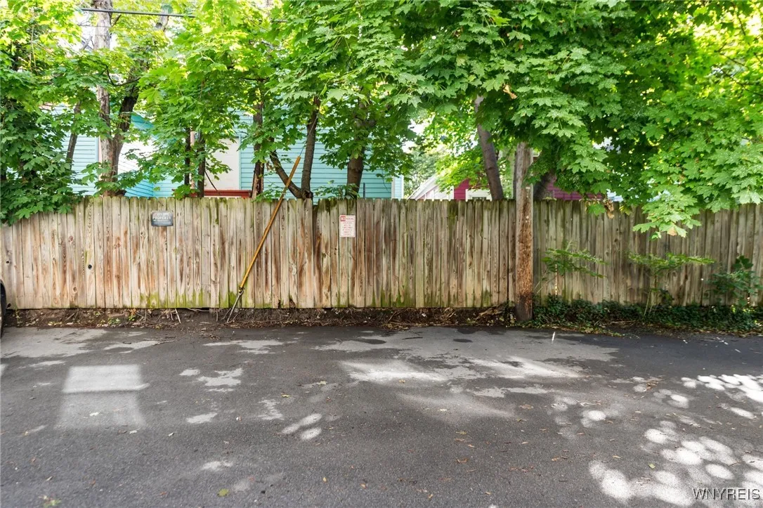 73 Mariner Street, Buffalo, New York 14201, Buffalo, New York 14201, 2 Bedrooms Bedrooms, 7 Rooms Rooms,1 BathroomBathrooms,Residential,Closed,73 Mariner Street, Buffalo, New York 14201,0,B1564500