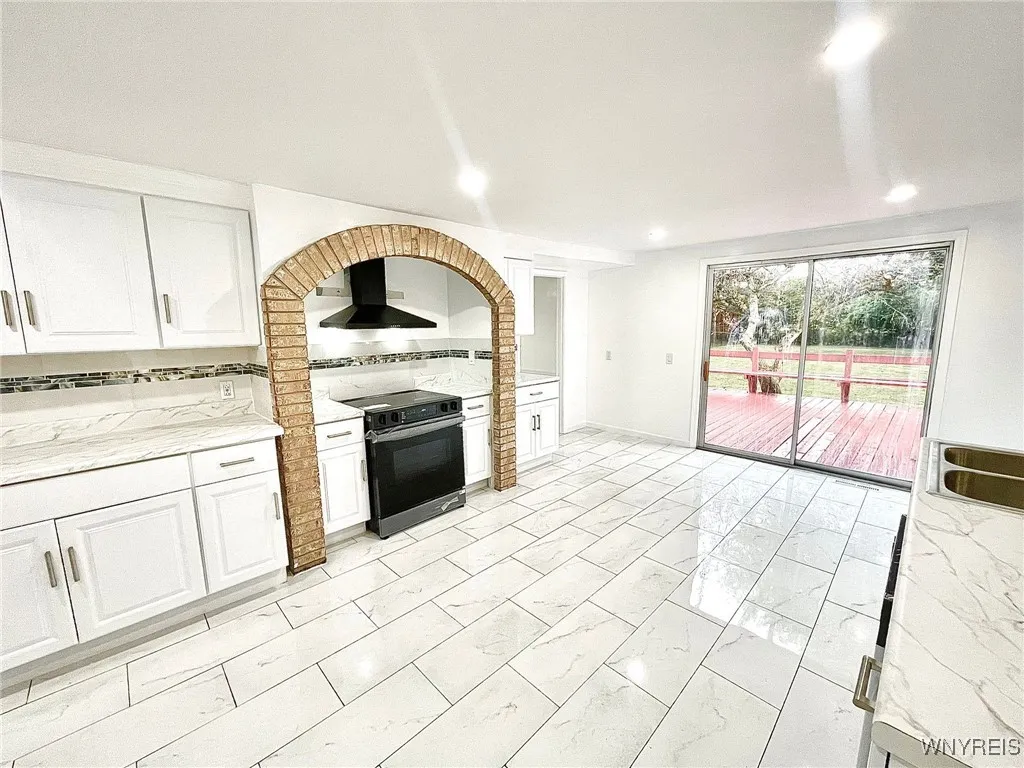 143 Chasewood Lane, Amherst, New York 14051, Amherst, New York 14051, 5 Bedrooms Bedrooms, 10 Rooms Rooms,2 BathroomsBathrooms,Residential,Closed,143 Chasewood Lane, Amherst, New York 14051,0,B1565088