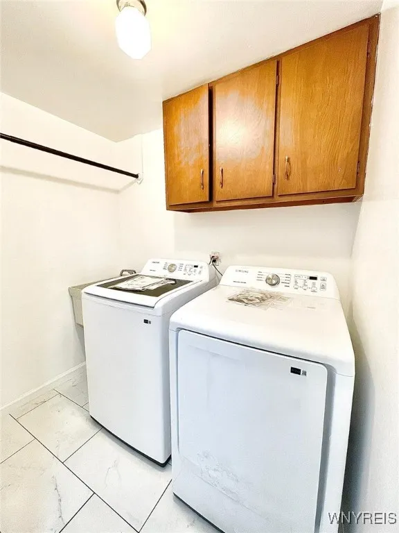 143 Chasewood Lane, Amherst, New York 14051, Amherst, New York 14051, 5 Bedrooms Bedrooms, 10 Rooms Rooms,2 BathroomsBathrooms,Residential,Closed,143 Chasewood Lane, Amherst, New York 14051,0,B1565088