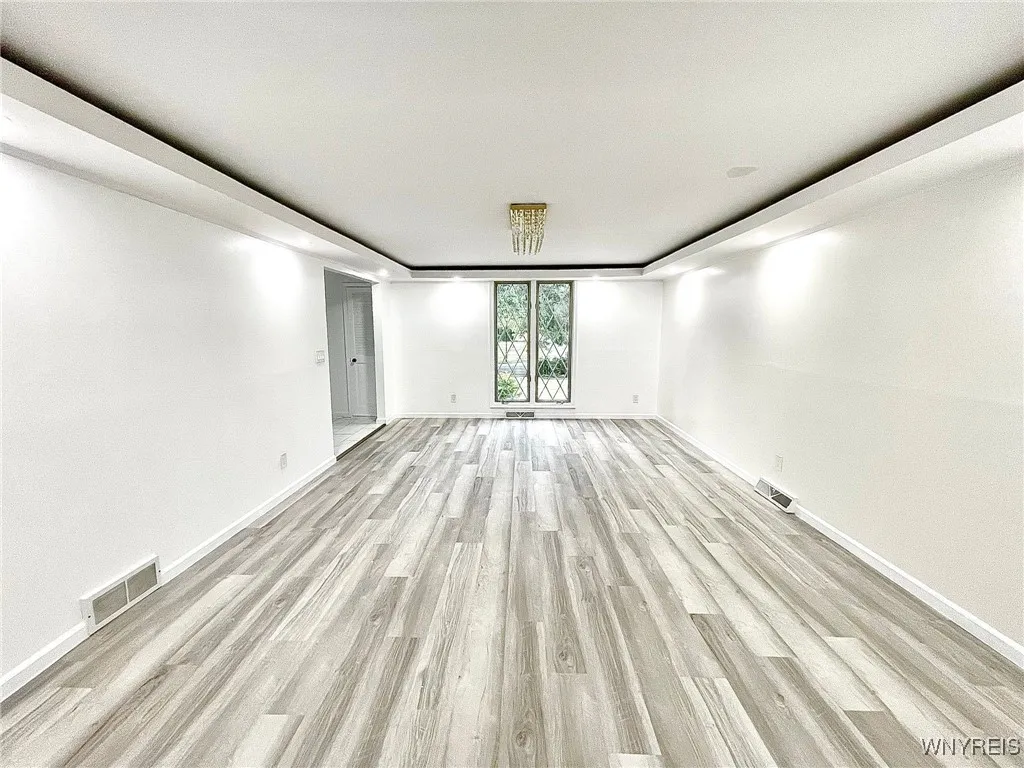 143 Chasewood Lane, Amherst, New York 14051, Amherst, New York 14051, 5 Bedrooms Bedrooms, 10 Rooms Rooms,2 BathroomsBathrooms,Residential,Closed,143 Chasewood Lane, Amherst, New York 14051,0,B1565088