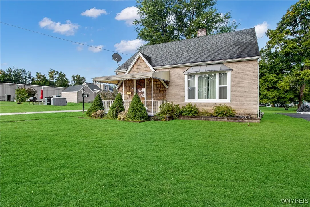 1376 Mechanic Street, Alden, New York 14004, Alden, New York 14004, 3 Bedrooms Bedrooms, 9 Rooms Rooms,1 BathroomBathrooms,Residential,Closed,1376 Mechanic Street, Alden, New York 14004,0,B1564350