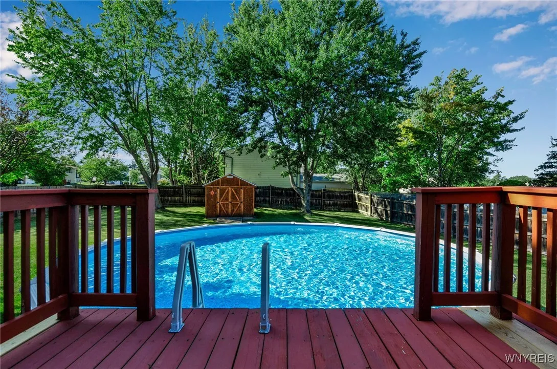 4262 Mistymeadow Lane, Hamburg, New York 14075, Hamburg, New York 14075, 3 Bedrooms Bedrooms, 7 Rooms Rooms,1 BathroomBathrooms,Residential,Closed,4262 Mistymeadow Lane, Hamburg, New York 14075,0,B1564846