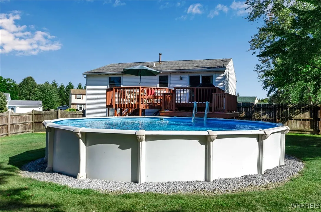 4262 Mistymeadow Lane, Hamburg, New York 14075, Hamburg, New York 14075, 3 Bedrooms Bedrooms, 7 Rooms Rooms,1 BathroomBathrooms,Residential,Closed,4262 Mistymeadow Lane, Hamburg, New York 14075,0,B1564846