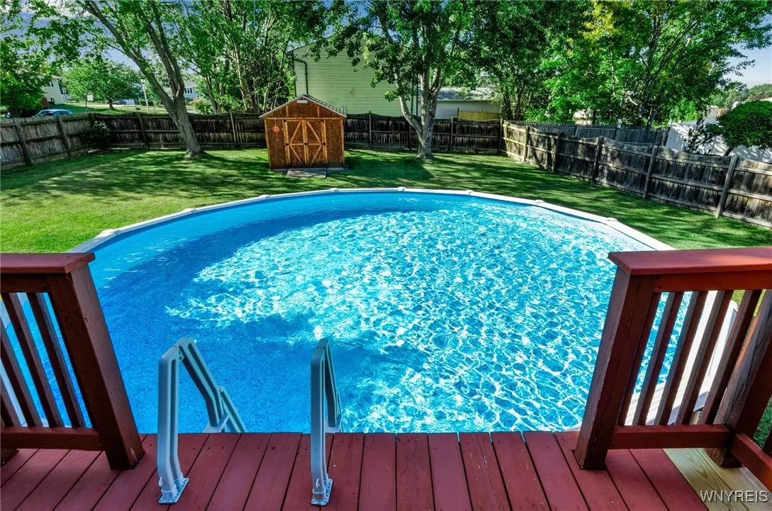 4262 Mistymeadow Lane, Hamburg, New York 14075, Hamburg, New York 14075, 3 Bedrooms Bedrooms, 7 Rooms Rooms,1 BathroomBathrooms,Residential,Closed,4262 Mistymeadow Lane, Hamburg, New York 14075,0,B1564846