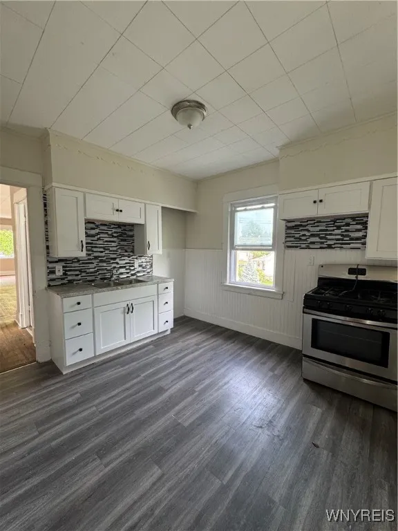 63 Mayer Avenue, Buffalo, New York 14207, Buffalo, New York 14207, 5 Bedrooms Bedrooms, ,2 BathroomsBathrooms,Residential,Closed,63 Mayer Avenue, Buffalo, New York 14207,0,B1561837