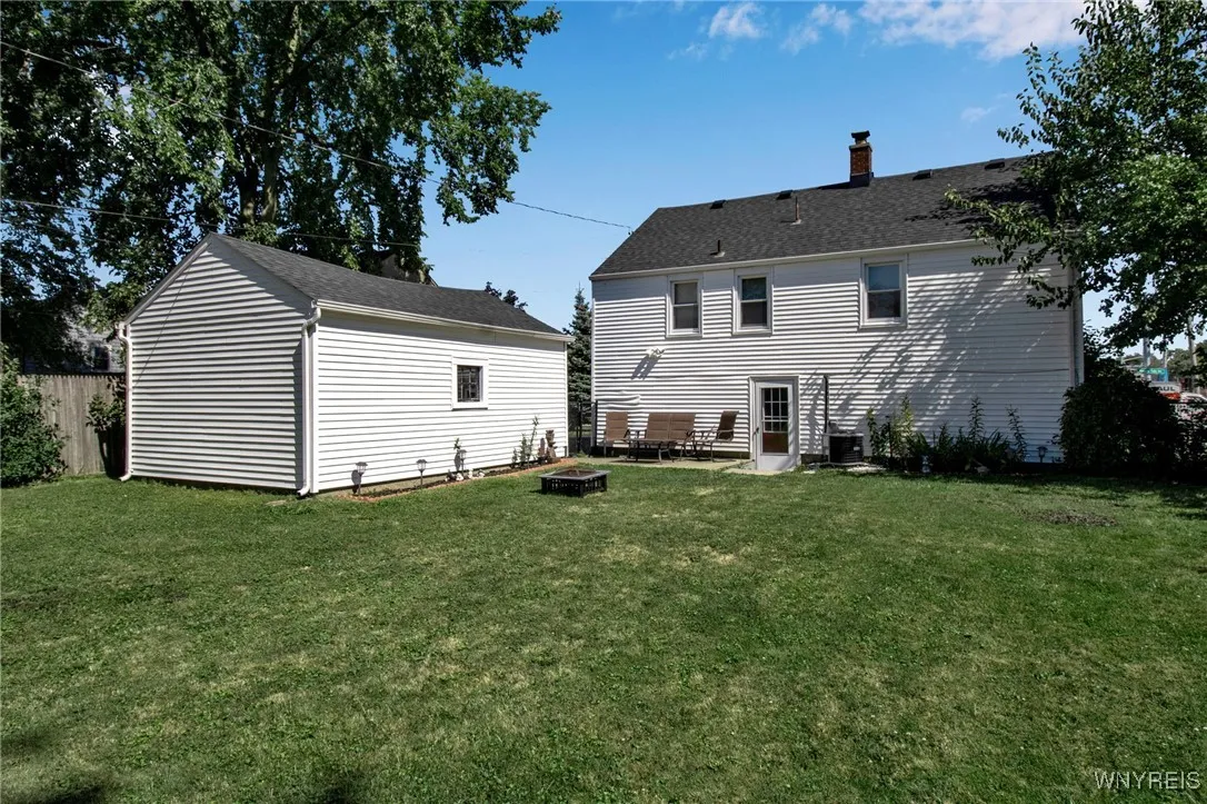684 Niagara Falls Boulevard, Tonawanda-town, New Y, Tonawanda, New York 14223, 3 Bedrooms Bedrooms, 8 Rooms Rooms,1 BathroomBathrooms,Residential,Closed,684 Niagara Falls Boulevard, Tonawanda-town, New Y,0,B1565086