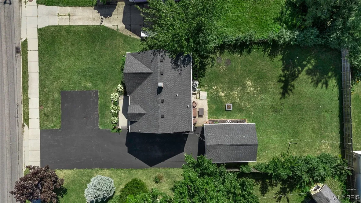 684 Niagara Falls Boulevard, Tonawanda-town, New Y, Tonawanda, New York 14223, 3 Bedrooms Bedrooms, 8 Rooms Rooms,1 BathroomBathrooms,Residential,Closed,684 Niagara Falls Boulevard, Tonawanda-town, New Y,0,B1565086
