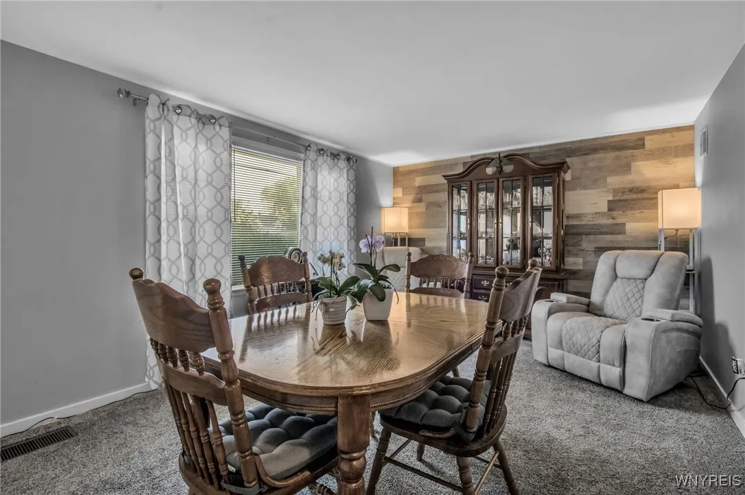 684 Niagara Falls Boulevard, Tonawanda-town, New Y, Tonawanda, New York 14223, 3 Bedrooms Bedrooms, 8 Rooms Rooms,1 BathroomBathrooms,Residential,Closed,684 Niagara Falls Boulevard, Tonawanda-town, New Y,0,B1565086