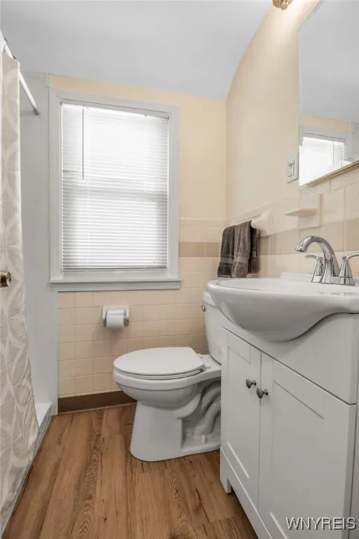 684 Niagara Falls Boulevard, Tonawanda-town, New Y, Tonawanda, New York 14223, 3 Bedrooms Bedrooms, 8 Rooms Rooms,1 BathroomBathrooms,Residential,Closed,684 Niagara Falls Boulevard, Tonawanda-town, New Y,0,B1565086