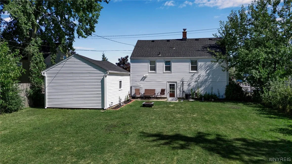 684 Niagara Falls Boulevard, Tonawanda-town, New Y, Tonawanda, New York 14223, 3 Bedrooms Bedrooms, 8 Rooms Rooms,1 BathroomBathrooms,Residential,Closed,684 Niagara Falls Boulevard, Tonawanda-town, New Y,0,B1565086