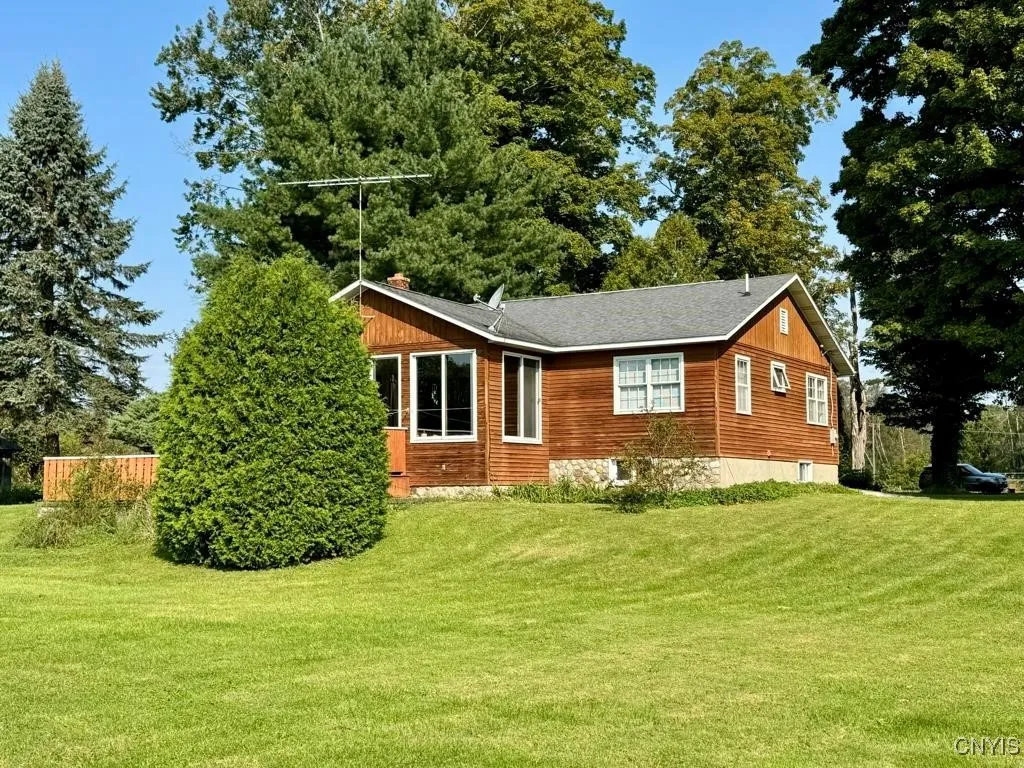3000 Haskins Road, Vienna, New York 13308, Vienna, New York 13308, 4 Bedrooms Bedrooms, 8 Rooms Rooms,1 BathroomBathrooms,Residential,For Sale,3000 Haskins Road, Vienna, New York 13308,0,S1565247