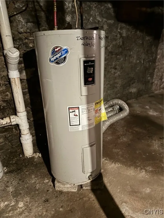 40 gallon hot water tank