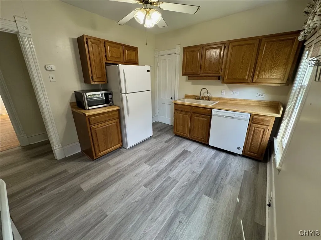 Stove, refrigerator, dishwasher, microwave