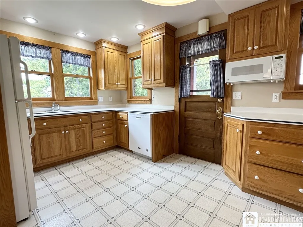 3499 Old Fluvanna Road, Ellicott, New York 14701, Ellicott, New York 14701, 4 Bedrooms Bedrooms, 10 Rooms Rooms,2 BathroomsBathrooms,Residential,Closed,3499 Old Fluvanna Road, Ellicott, New York 14701,0,R1562785