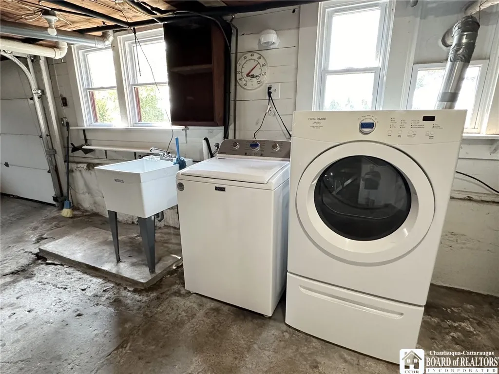 3499 Old Fluvanna Road, Ellicott, New York 14701, Ellicott, New York 14701, 4 Bedrooms Bedrooms, 10 Rooms Rooms,2 BathroomsBathrooms,Residential,Closed,3499 Old Fluvanna Road, Ellicott, New York 14701,0,R1562785