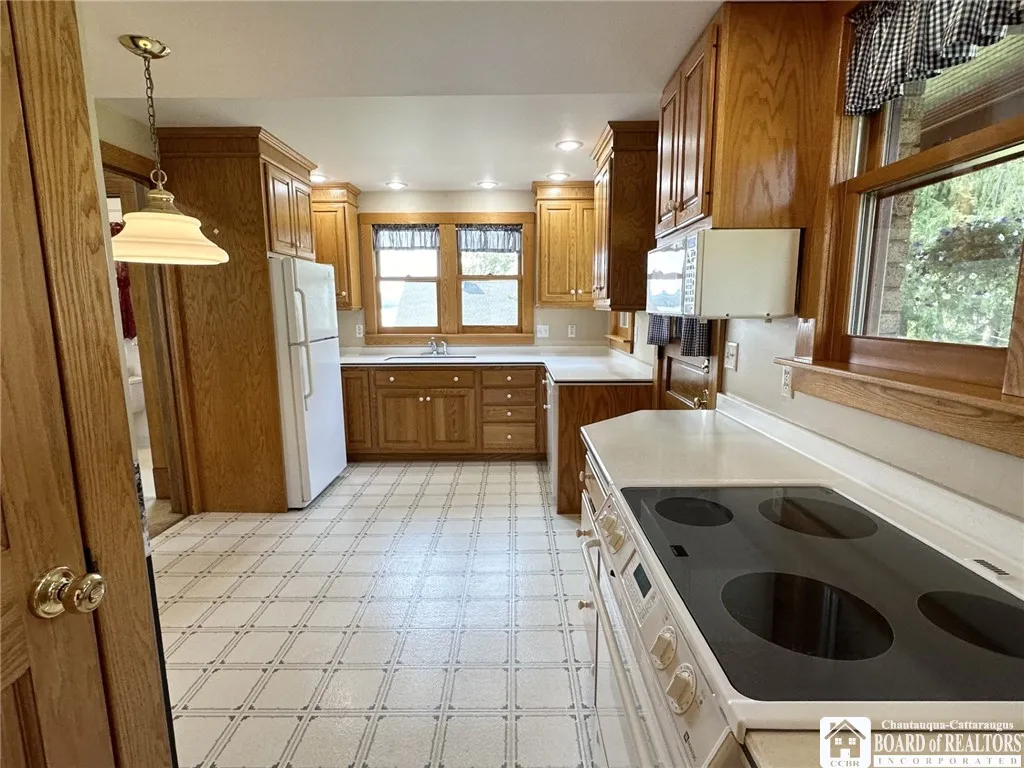 3499 Old Fluvanna Road, Ellicott, New York 14701, Ellicott, New York 14701, 4 Bedrooms Bedrooms, 10 Rooms Rooms,2 BathroomsBathrooms,Residential,Closed,3499 Old Fluvanna Road, Ellicott, New York 14701,0,R1562785