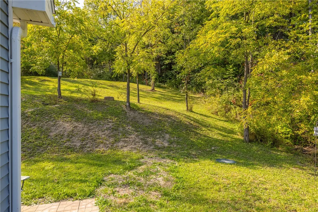 OVER 2+ ACRES OF HIKING TRAILS!