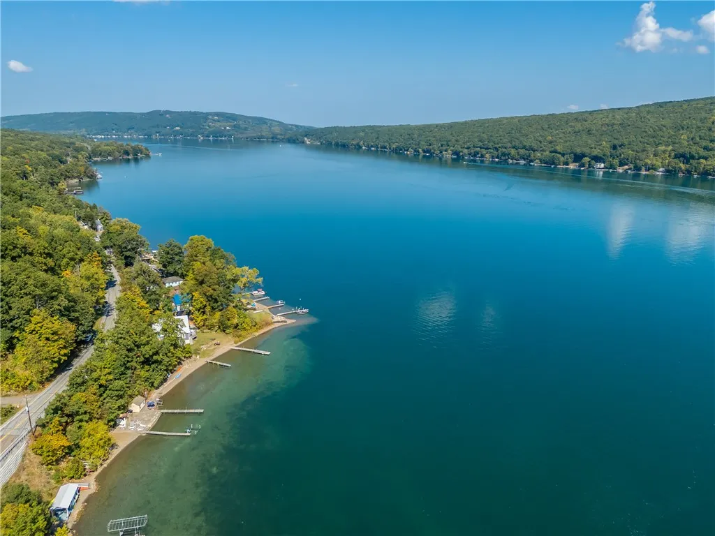 SPECTACULAR PANORAMIC KEUKA LAKE VIEWS!