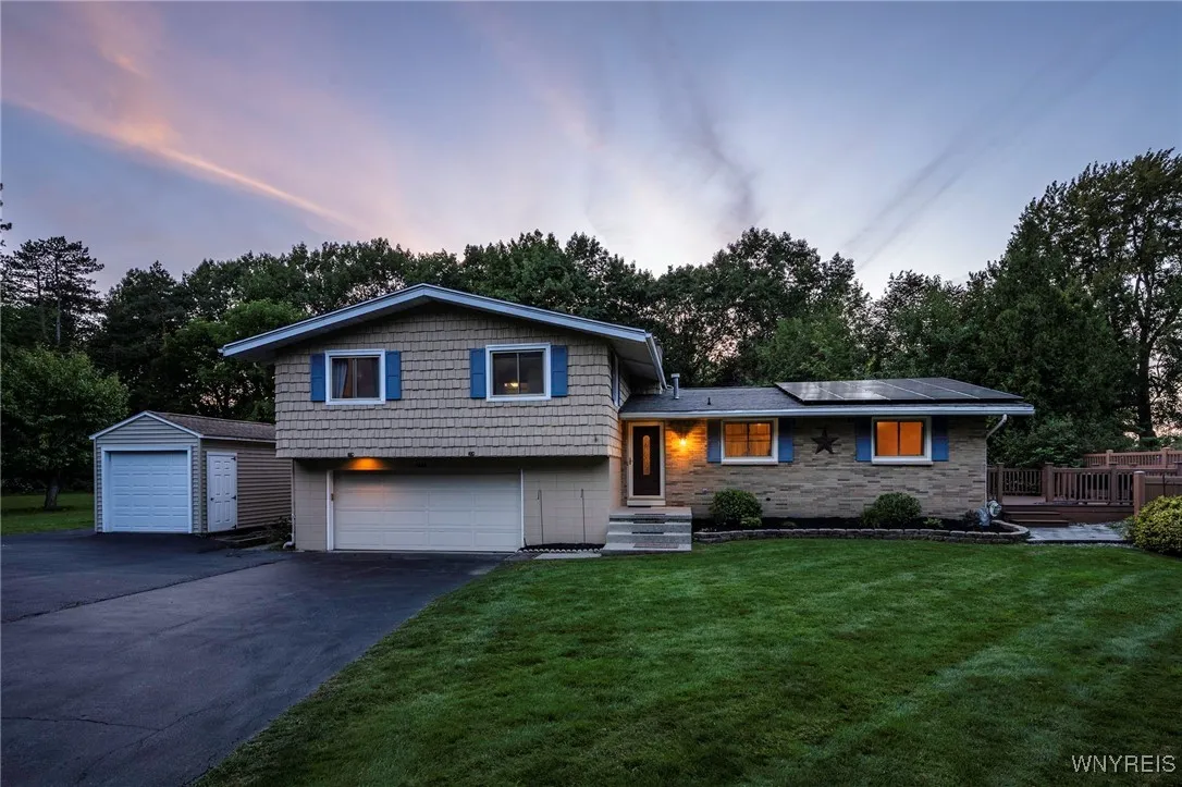 4680 Boncrest Drive East, Clarence, New York 14221, Clarence, New York 14221, 4 Bedrooms Bedrooms, 8 Rooms Rooms,2 BathroomsBathrooms,Residential,Closed,4680 Boncrest Drive East, Clarence, New York 14221,0,B1565155