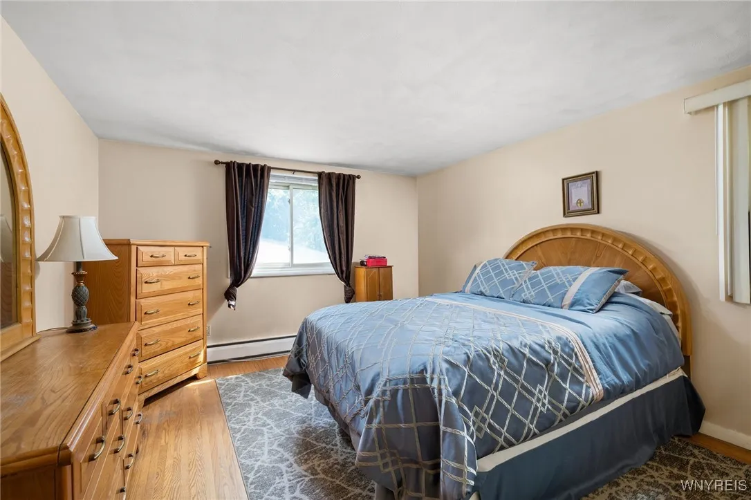 4680 Boncrest Drive East, Clarence, New York 14221, Clarence, New York 14221, 4 Bedrooms Bedrooms, 8 Rooms Rooms,2 BathroomsBathrooms,Residential,Closed,4680 Boncrest Drive East, Clarence, New York 14221,0,B1565155