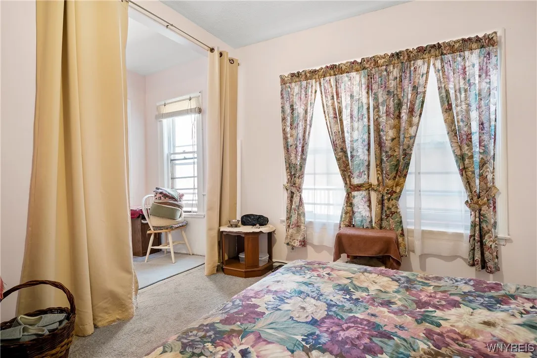 348 Richmond Avenue, Buffalo, New York 14222, Buffalo, New York 14222, 3 Bedrooms Bedrooms, ,2 BathroomsBathrooms,Residential,Closed,348 Richmond Avenue, Buffalo, New York 14222,0,B1561527