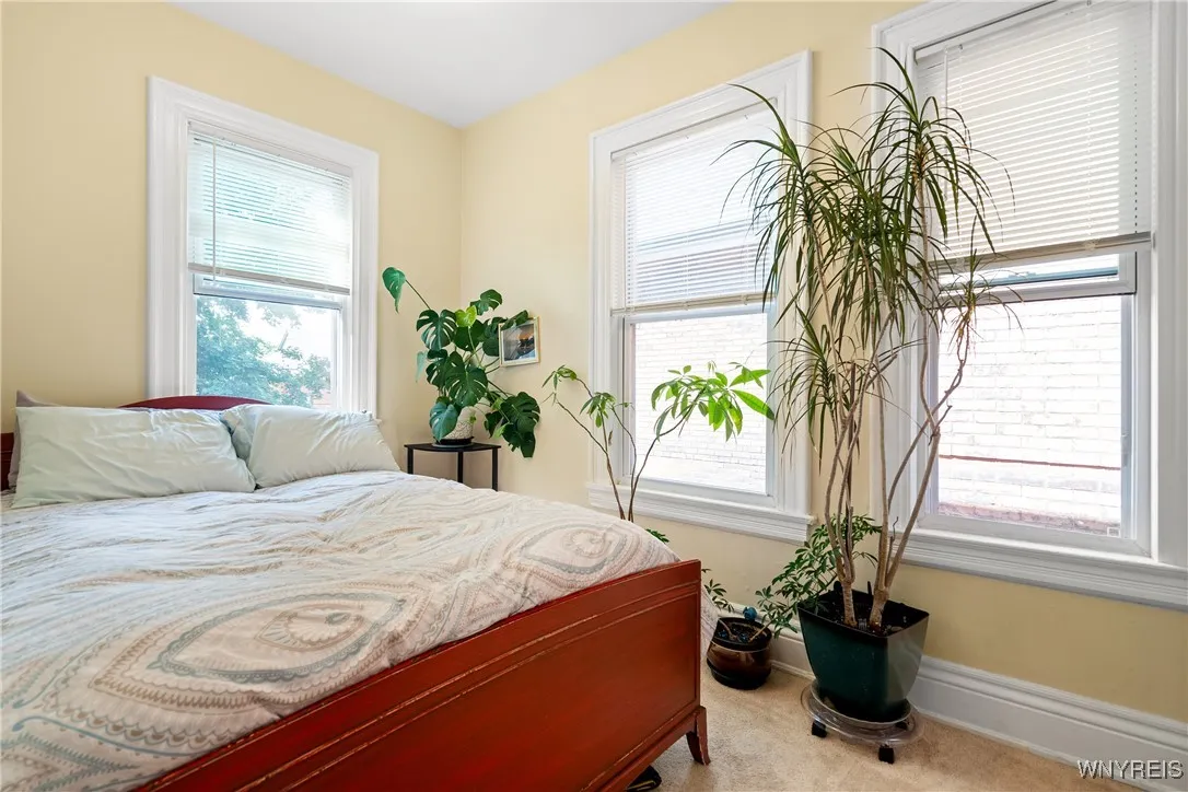 348 Richmond Avenue, Buffalo, New York 14222, Buffalo, New York 14222, 3 Bedrooms Bedrooms, ,2 BathroomsBathrooms,Residential,Closed,348 Richmond Avenue, Buffalo, New York 14222,0,B1561527