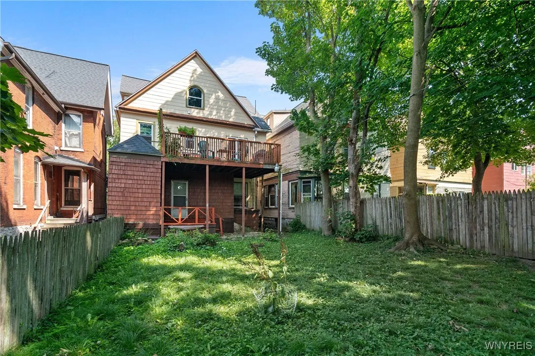 348 Richmond Avenue, Buffalo, New York 14222, Buffalo, New York 14222, 3 Bedrooms Bedrooms, ,2 BathroomsBathrooms,Residential,Closed,348 Richmond Avenue, Buffalo, New York 14222,0,B1561527