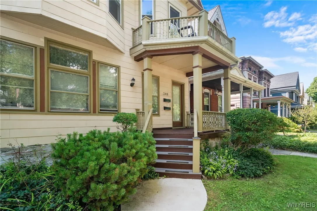 348 Richmond Avenue, Buffalo, New York 14222, Buffalo, New York 14222, 3 Bedrooms Bedrooms, ,2 BathroomsBathrooms,Residential,Closed,348 Richmond Avenue, Buffalo, New York 14222,0,B1561527