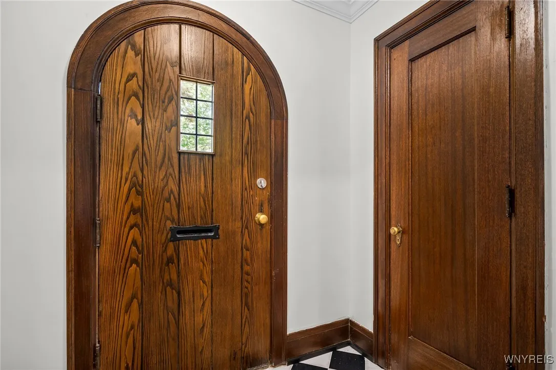 102 Brantwood Road, Amherst, New York 14226, Amherst, New York 14226, 5 Bedrooms Bedrooms, 13 Rooms Rooms,3 BathroomsBathrooms,Residential,Closed,102 Brantwood Road, Amherst, New York 14226,0,B1565783