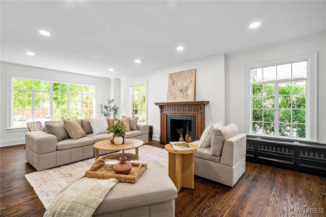 102 Brantwood Road, Amherst, New York 14226, Amherst, New York 14226, 5 Bedrooms Bedrooms, 13 Rooms Rooms,3 BathroomsBathrooms,Residential,Closed,102 Brantwood Road, Amherst, New York 14226,0,B1565783