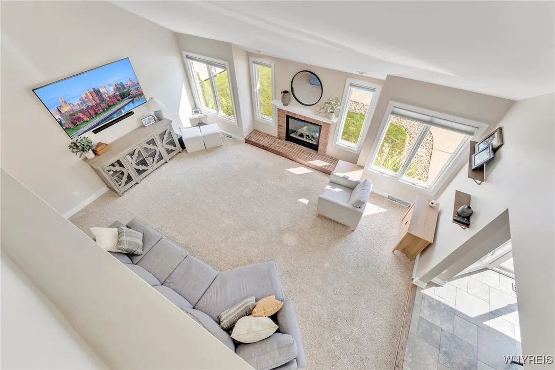 3364 Creekview Drive, Hamburg, New York 14075, Hamburg, New York 14075, 4 Bedrooms Bedrooms, 8 Rooms Rooms,2 BathroomsBathrooms,Residential,Closed,3364 Creekview Drive, Hamburg, New York 14075,0,B1564445