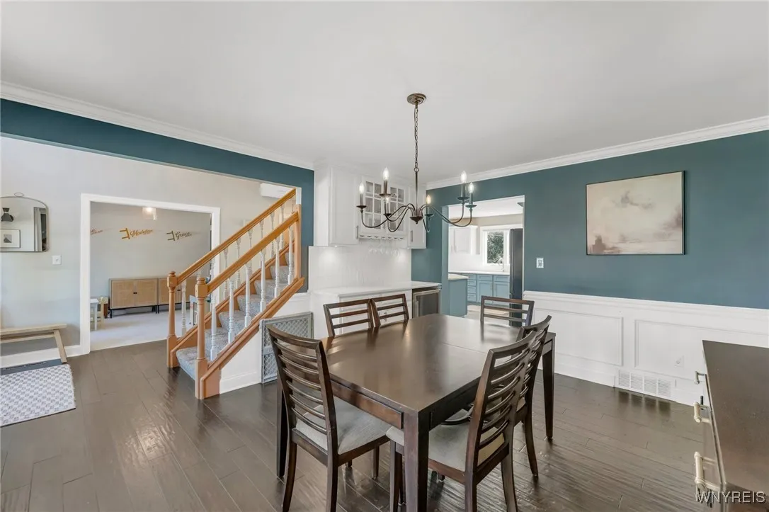 3364 Creekview Drive, Hamburg, New York 14075, Hamburg, New York 14075, 4 Bedrooms Bedrooms, 8 Rooms Rooms,2 BathroomsBathrooms,Residential,Closed,3364 Creekview Drive, Hamburg, New York 14075,0,B1564445