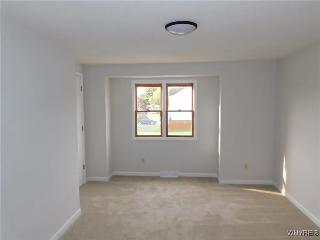 4442 Rushford Drive, Hamburg, New York 14075, Hamburg, New York 14075, 3 Bedrooms Bedrooms, 8 Rooms Rooms,2 BathroomsBathrooms,Residential,Closed,4442 Rushford Drive, Hamburg, New York 14075,0,B1566164