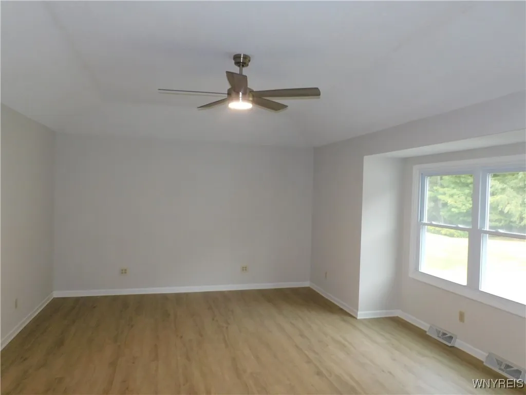 4442 Rushford Drive, Hamburg, New York 14075, Hamburg, New York 14075, 3 Bedrooms Bedrooms, 8 Rooms Rooms,2 BathroomsBathrooms,Residential,Closed,4442 Rushford Drive, Hamburg, New York 14075,0,B1566164