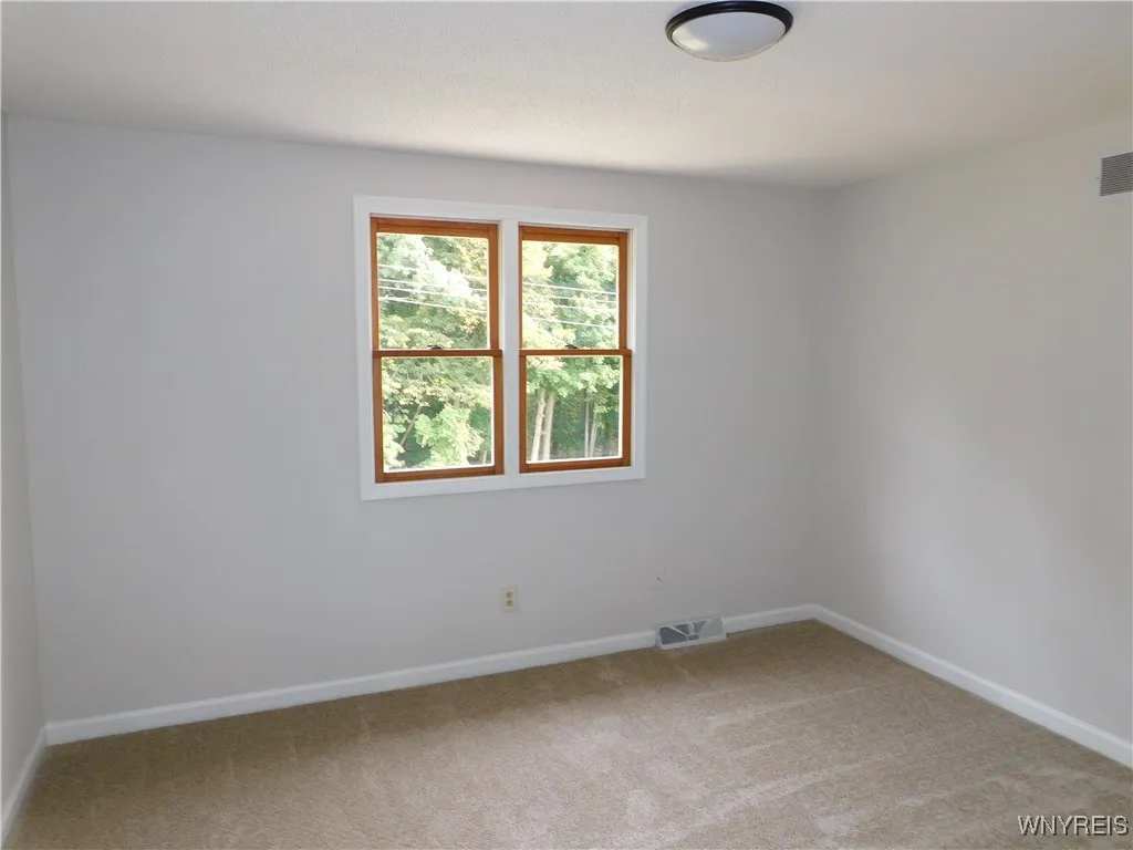 4442 Rushford Drive, Hamburg, New York 14075, Hamburg, New York 14075, 3 Bedrooms Bedrooms, 8 Rooms Rooms,2 BathroomsBathrooms,Residential,Closed,4442 Rushford Drive, Hamburg, New York 14075,0,B1566164