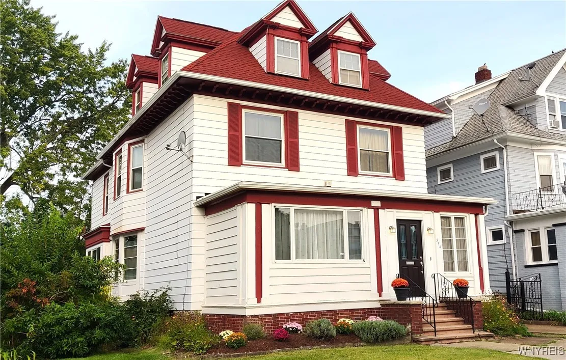 354 Colvin Avenue, Buffalo, New York 14216, Buffalo, New York 14216, 5 Bedrooms Bedrooms, 12 Rooms Rooms,2 BathroomsBathrooms,Residential,Closed,354 Colvin Avenue, Buffalo, New York 14216,0,B1565849