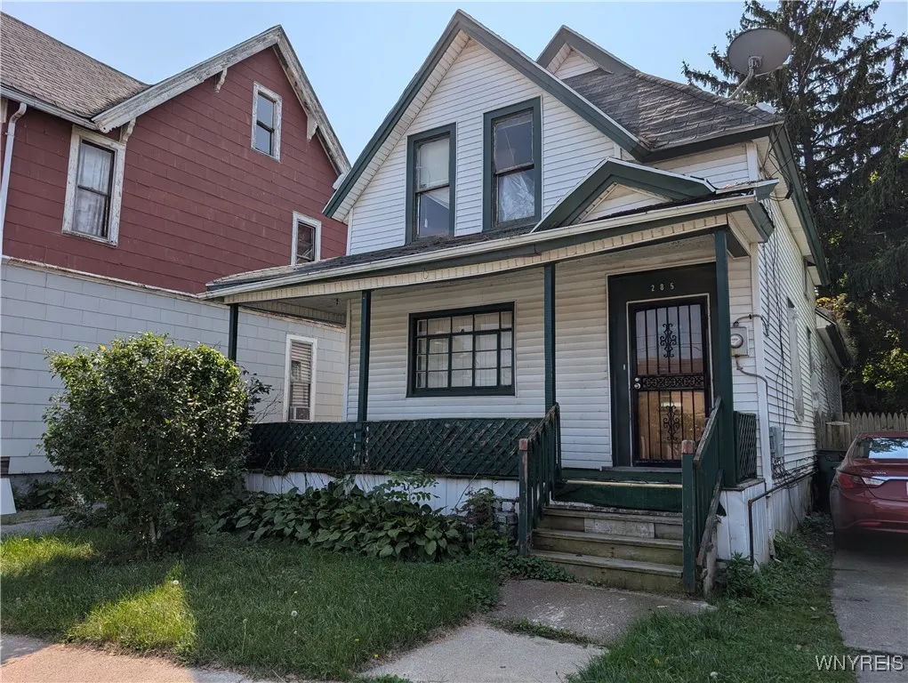285 East North Street S, Buffalo, New York 14204, Buffalo, New York 14204, 5 Bedrooms Bedrooms, 8 Rooms Rooms,1 BathroomBathrooms,Residential,Closed,285 East North Street S, Buffalo, New York 14204,0,B1564520