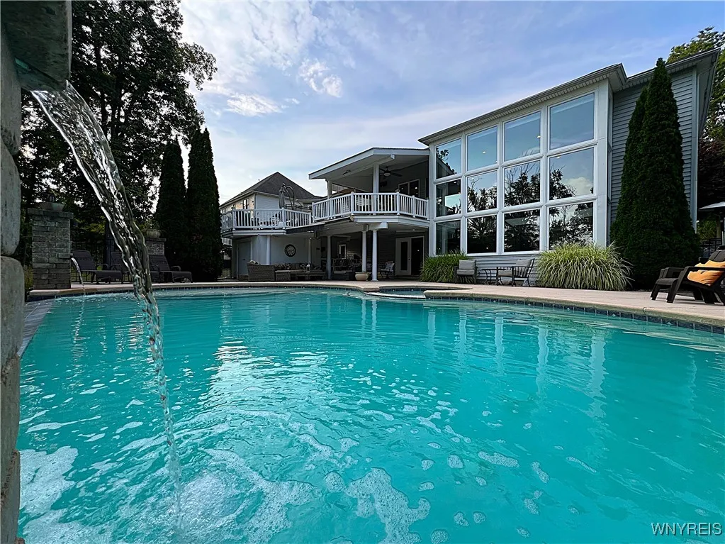 271 Forest Creek Lane, Grand Island, New York 1407, Grand Island, New York 14072, 5 Bedrooms Bedrooms, 9 Rooms Rooms,2 BathroomsBathrooms,Residential,Closed,271 Forest Creek Lane, Grand Island, New York 1407,0,B1565883