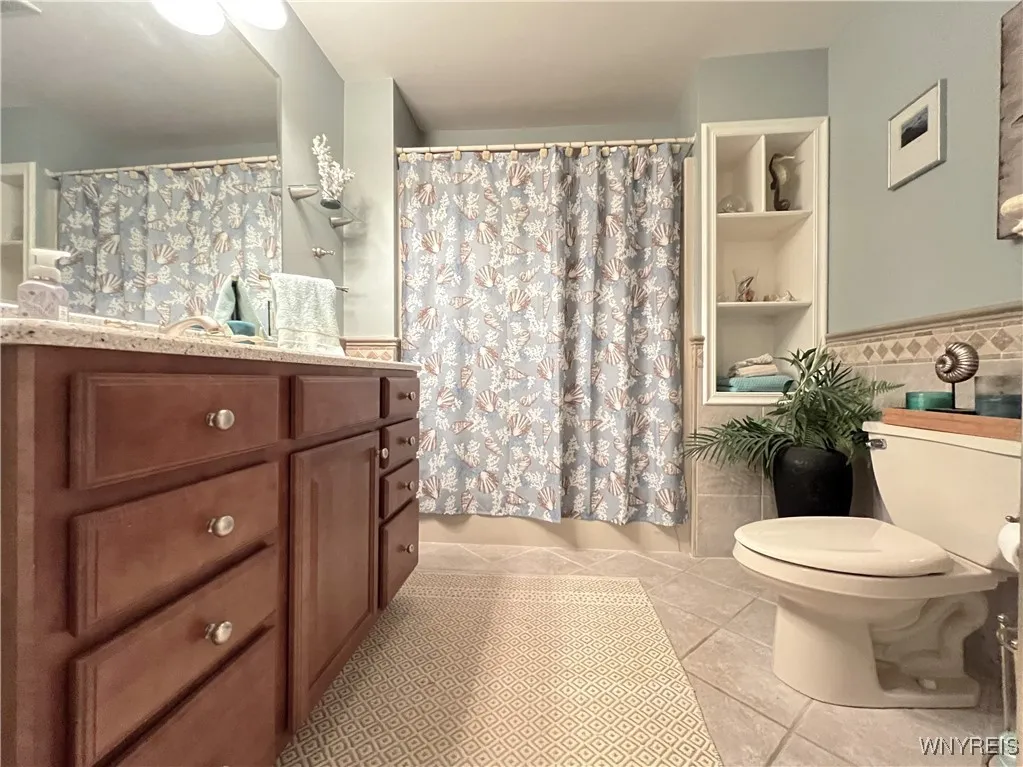 271 Forest Creek Lane, Grand Island, New York 1407, Grand Island, New York 14072, 5 Bedrooms Bedrooms, 9 Rooms Rooms,2 BathroomsBathrooms,Residential,Closed,271 Forest Creek Lane, Grand Island, New York 1407,0,B1565883