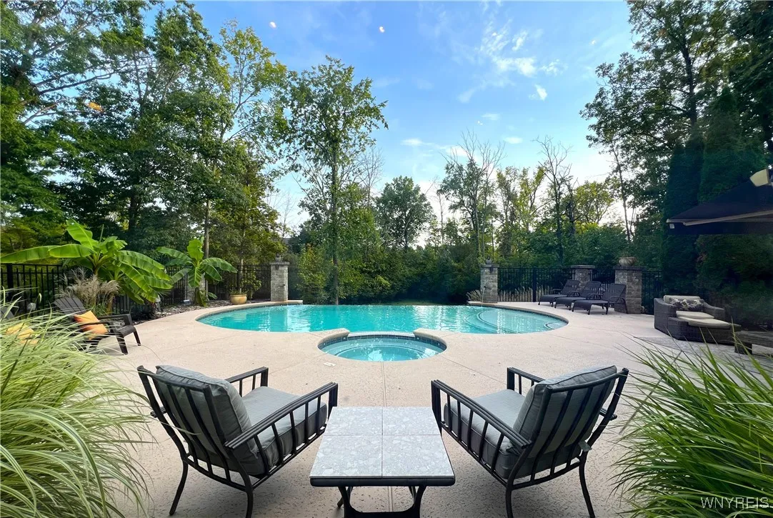 271 Forest Creek Lane, Grand Island, New York 1407, Grand Island, New York 14072, 5 Bedrooms Bedrooms, 9 Rooms Rooms,2 BathroomsBathrooms,Residential,Closed,271 Forest Creek Lane, Grand Island, New York 1407,0,B1565883