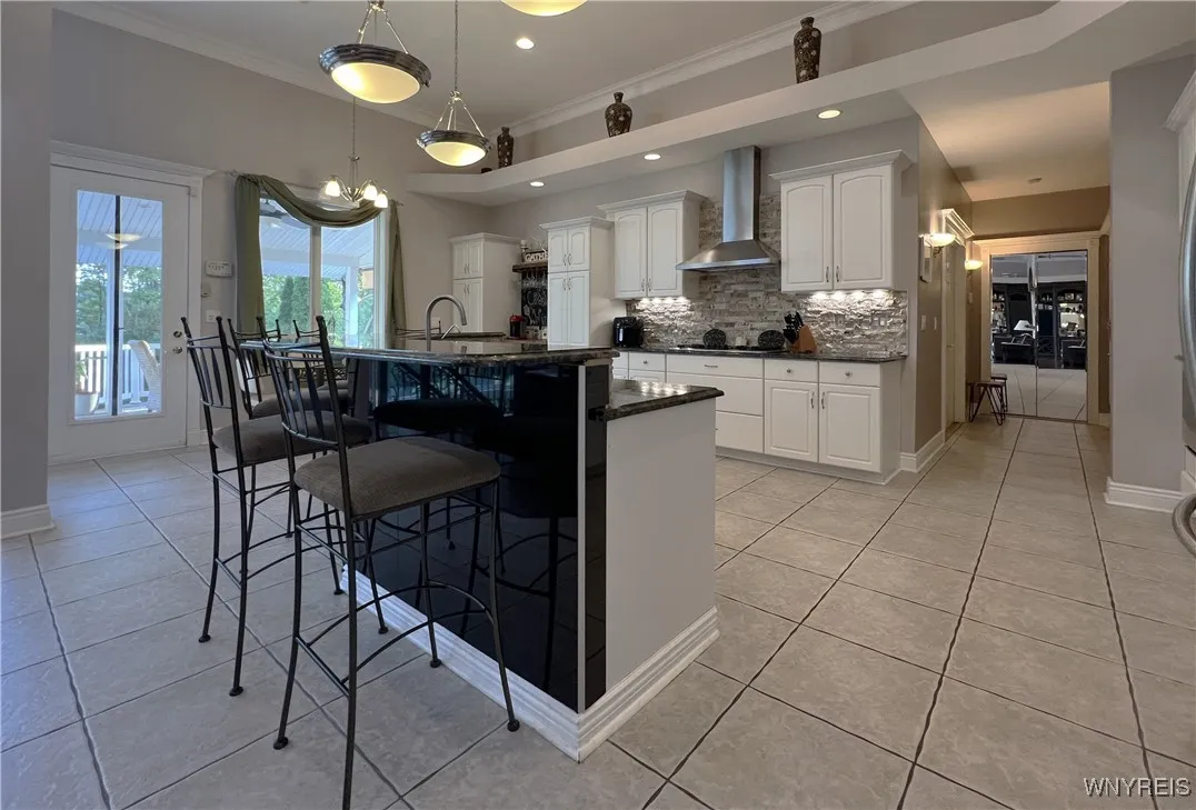 271 Forest Creek Lane, Grand Island, New York 1407, Grand Island, New York 14072, 5 Bedrooms Bedrooms, 9 Rooms Rooms,2 BathroomsBathrooms,Residential,Closed,271 Forest Creek Lane, Grand Island, New York 1407,0,B1565883
