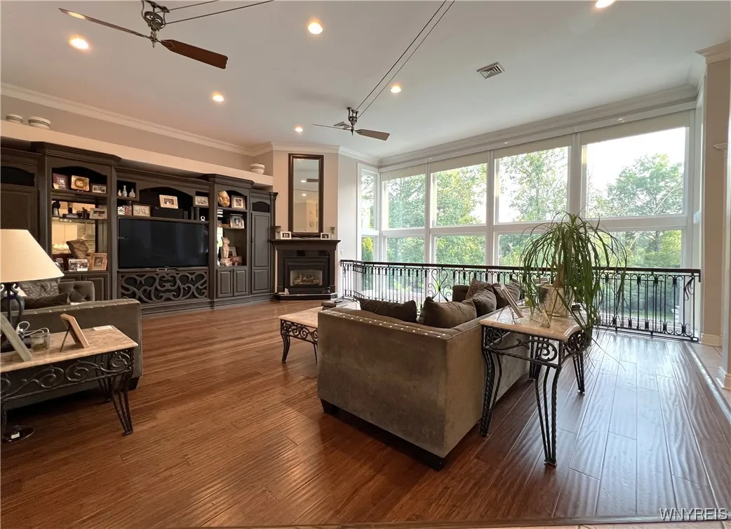 271 Forest Creek Lane, Grand Island, New York 1407, Grand Island, New York 14072, 5 Bedrooms Bedrooms, 9 Rooms Rooms,2 BathroomsBathrooms,Residential,Closed,271 Forest Creek Lane, Grand Island, New York 1407,0,B1565883