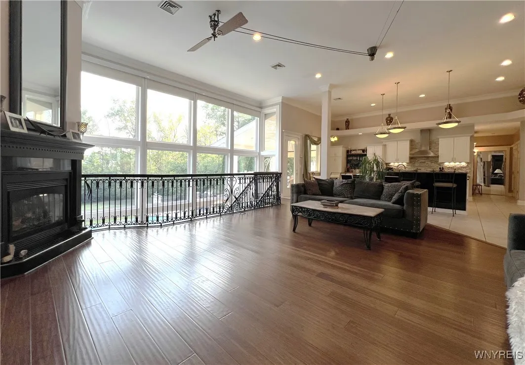 271 Forest Creek Lane, Grand Island, New York 1407, Grand Island, New York 14072, 5 Bedrooms Bedrooms, 9 Rooms Rooms,2 BathroomsBathrooms,Residential,Closed,271 Forest Creek Lane, Grand Island, New York 1407,0,B1565883