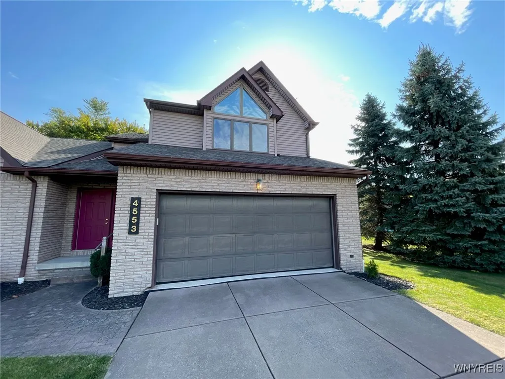 4553 Abbott Road 4551, Orchard Park, New York 1412, Orchard Park, New York 14127, 2 Bedrooms Bedrooms, 9 Rooms Rooms,1 BathroomBathrooms,Residential Lease,Closed,4553 Abbott Road 4551, Orchard Park, New York 1412,0,B1566743