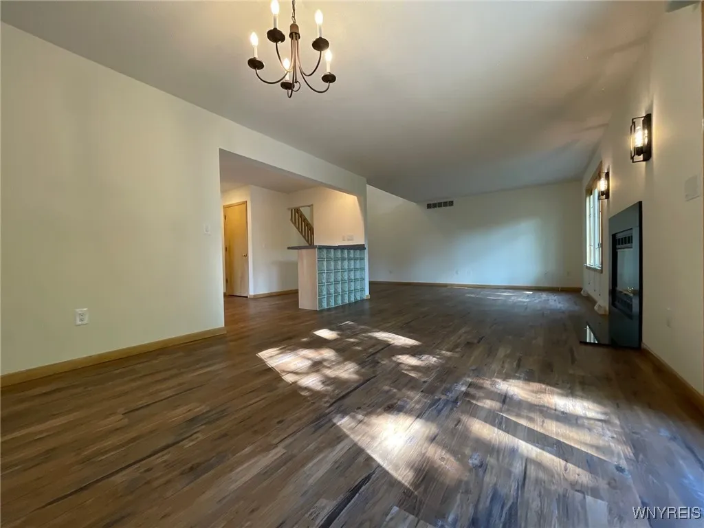4553 Abbott Road 4551, Orchard Park, New York 1412, Orchard Park, New York 14127, 2 Bedrooms Bedrooms, 9 Rooms Rooms,1 BathroomBathrooms,Residential Lease,Closed,4553 Abbott Road 4551, Orchard Park, New York 1412,0,B1566743