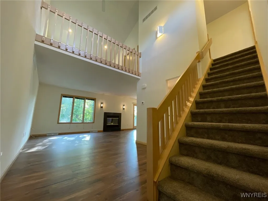 4553 Abbott Road 4551, Orchard Park, New York 1412, Orchard Park, New York 14127, 2 Bedrooms Bedrooms, 9 Rooms Rooms,1 BathroomBathrooms,Residential Lease,Closed,4553 Abbott Road 4551, Orchard Park, New York 1412,0,B1566743