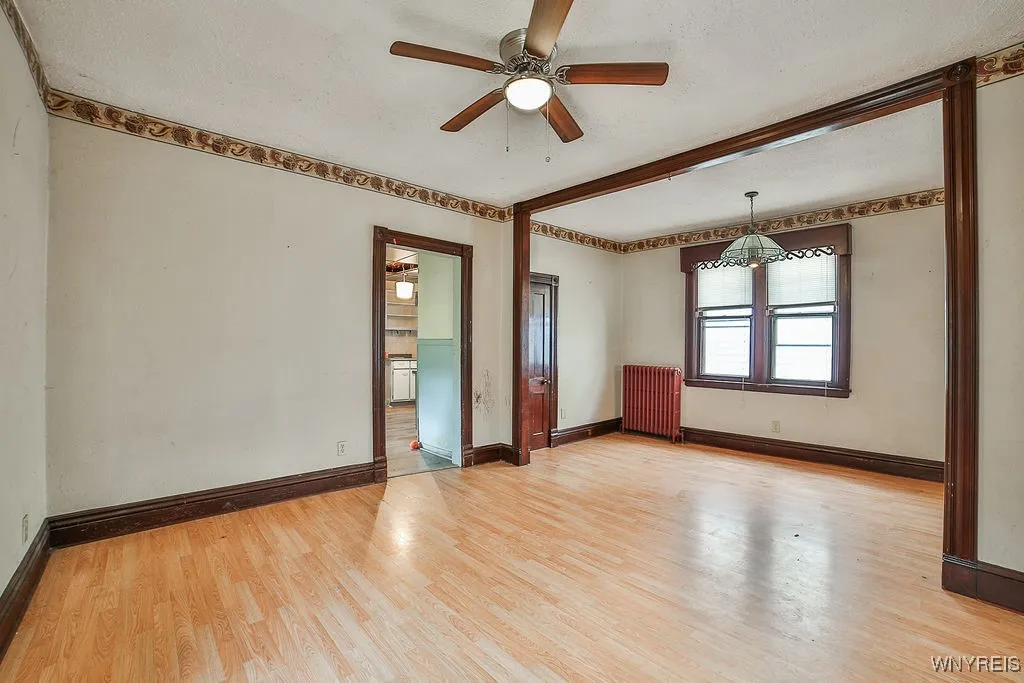 28 19th Street, Buffalo, New York 14213, Buffalo, New York 14213, 3 Bedrooms Bedrooms, 8 Rooms Rooms,2 BathroomsBathrooms,Residential,Closed,28 19th Street, Buffalo, New York 14213,0,B1566553