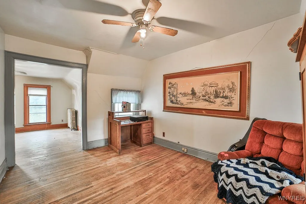 Upstairs bedroom 2 leads into large third bedroom